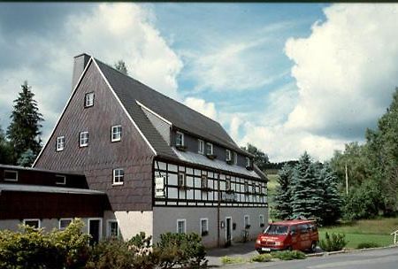 Gaststaette & Pension Alte Muehle Dorfchemnitz Ngoại thất bức ảnh